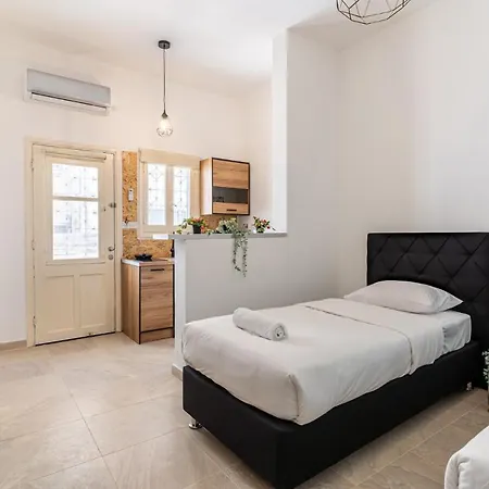 Simba In W/ Terrace Ларнака