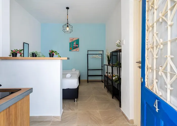 Apartment Simba In W/ Terrace Larnaca